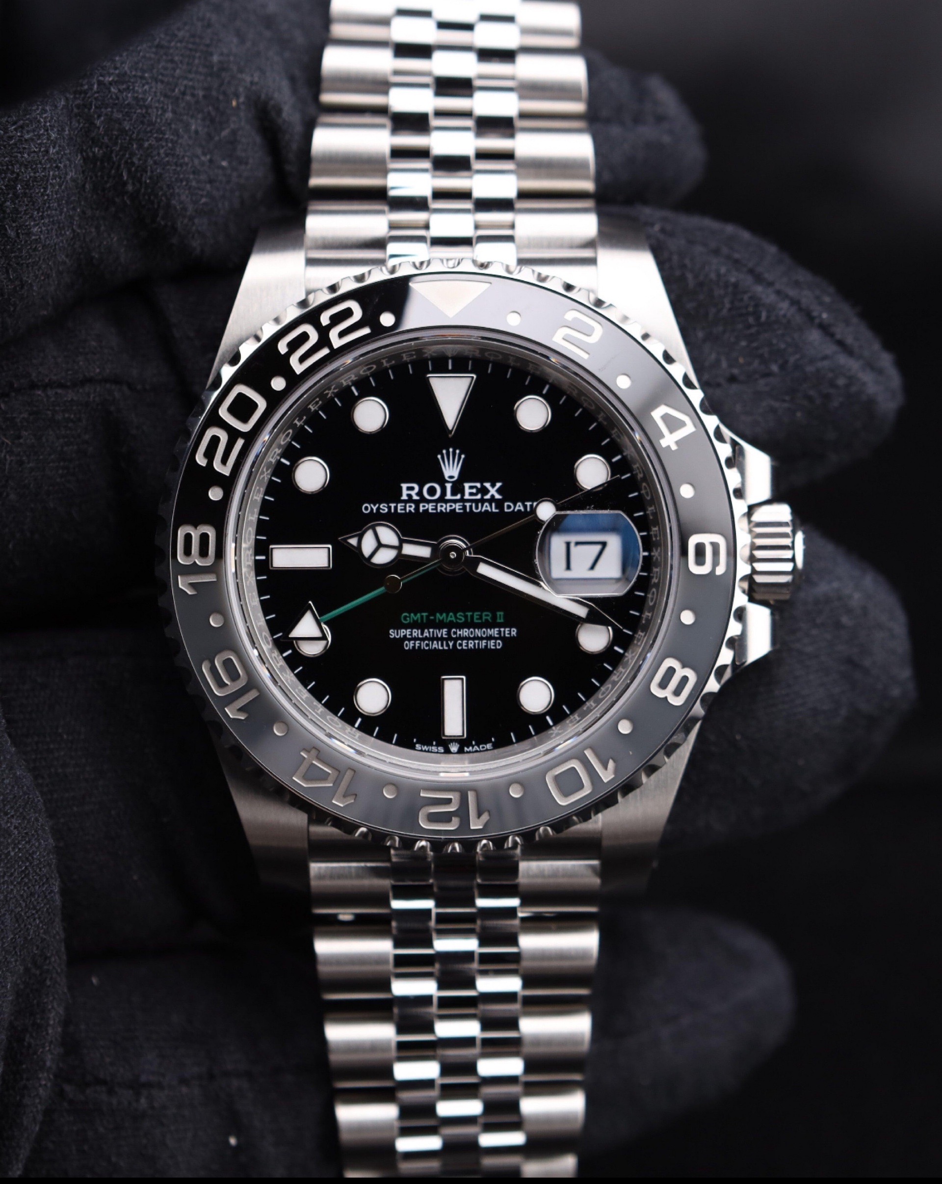 Rolex GMT-Master II “Bruce Wayne view 2