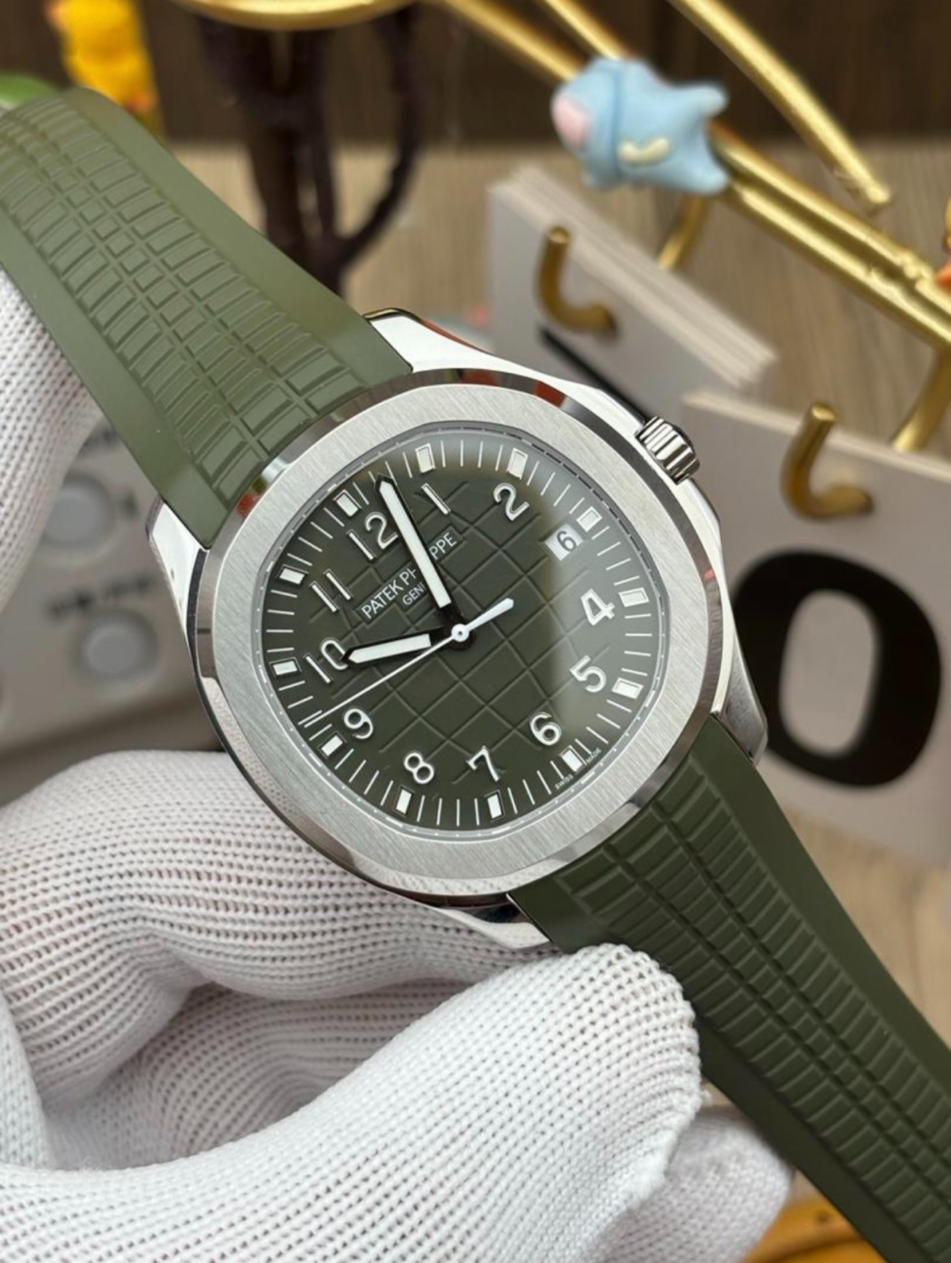     Patek Philippe Aquanaut khaki Green 