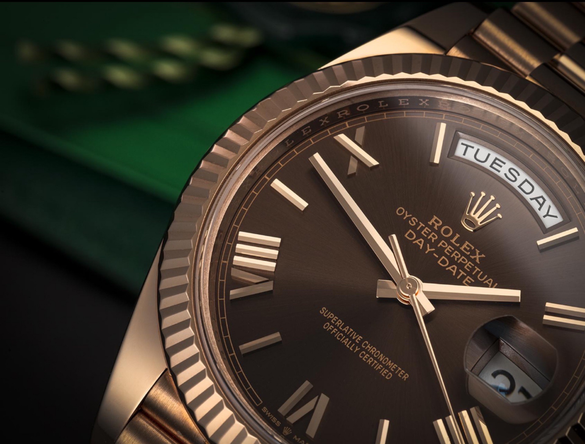 Rolex Day-Date Chocolate Dial Everose Gold view 2