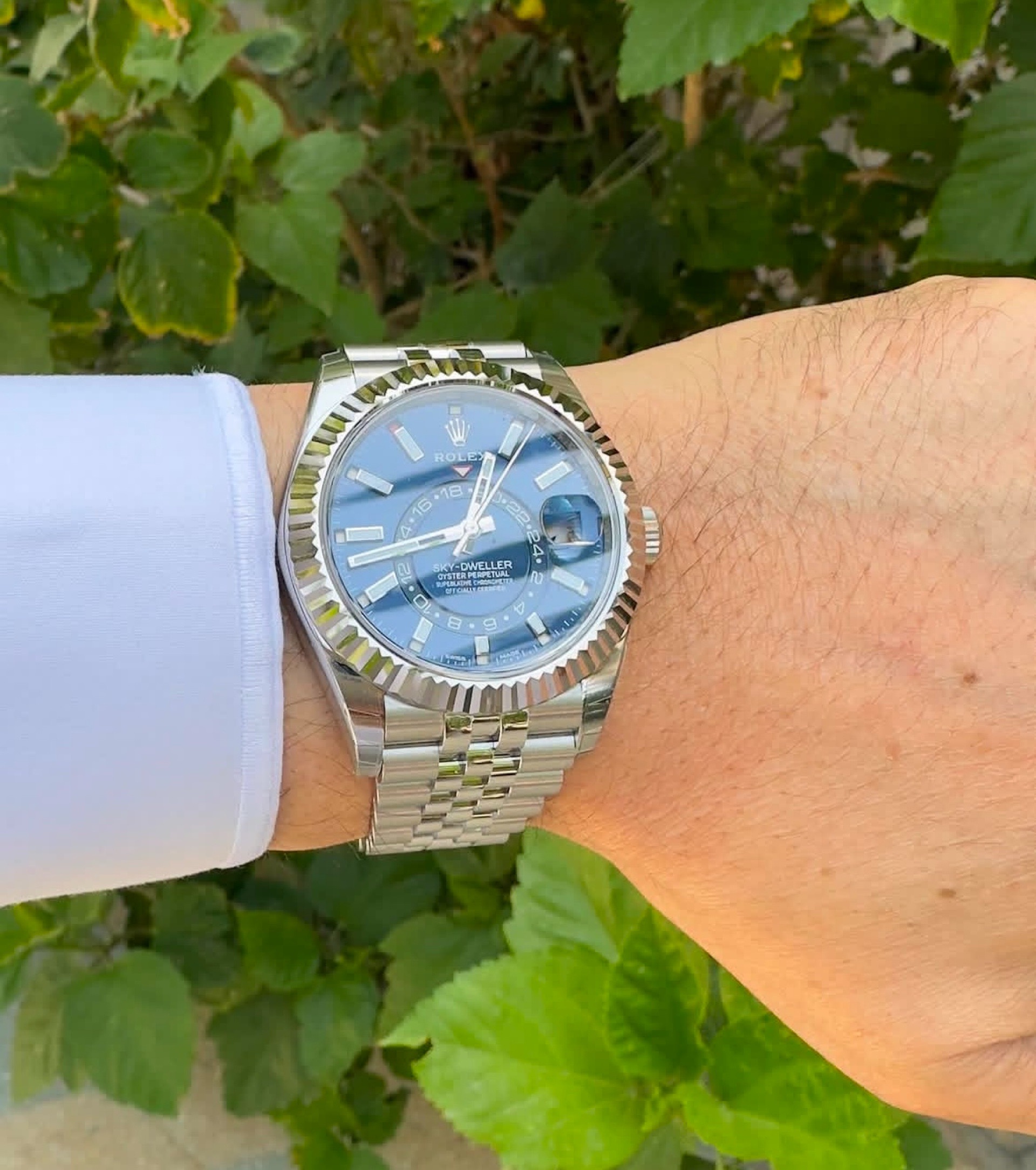 Rolex Sky-Dweller Blue Dial Oystersteel White Gold view 3