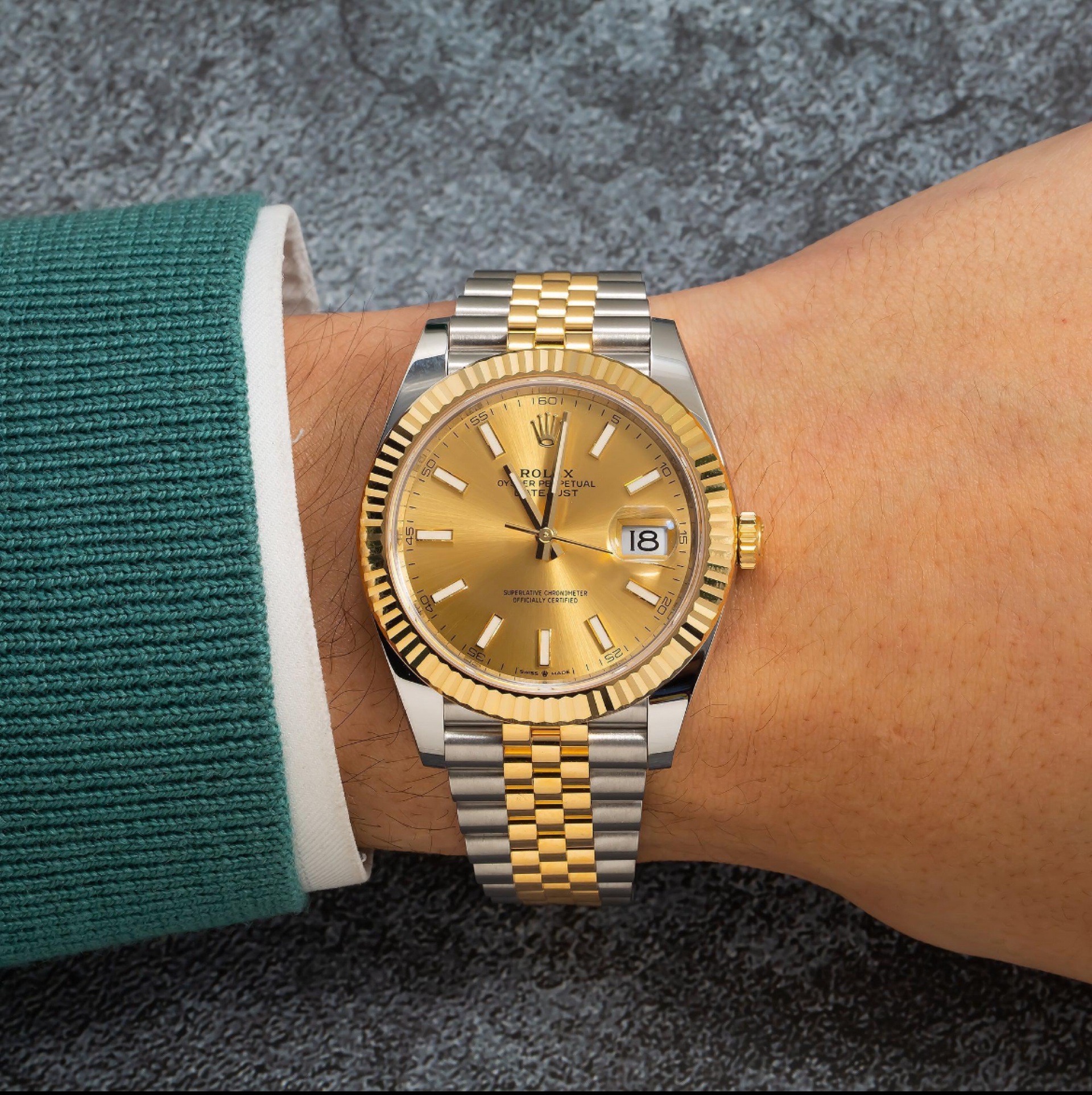 Rolex Datejust Champagne Dial Yellow Gold Oystersteel
