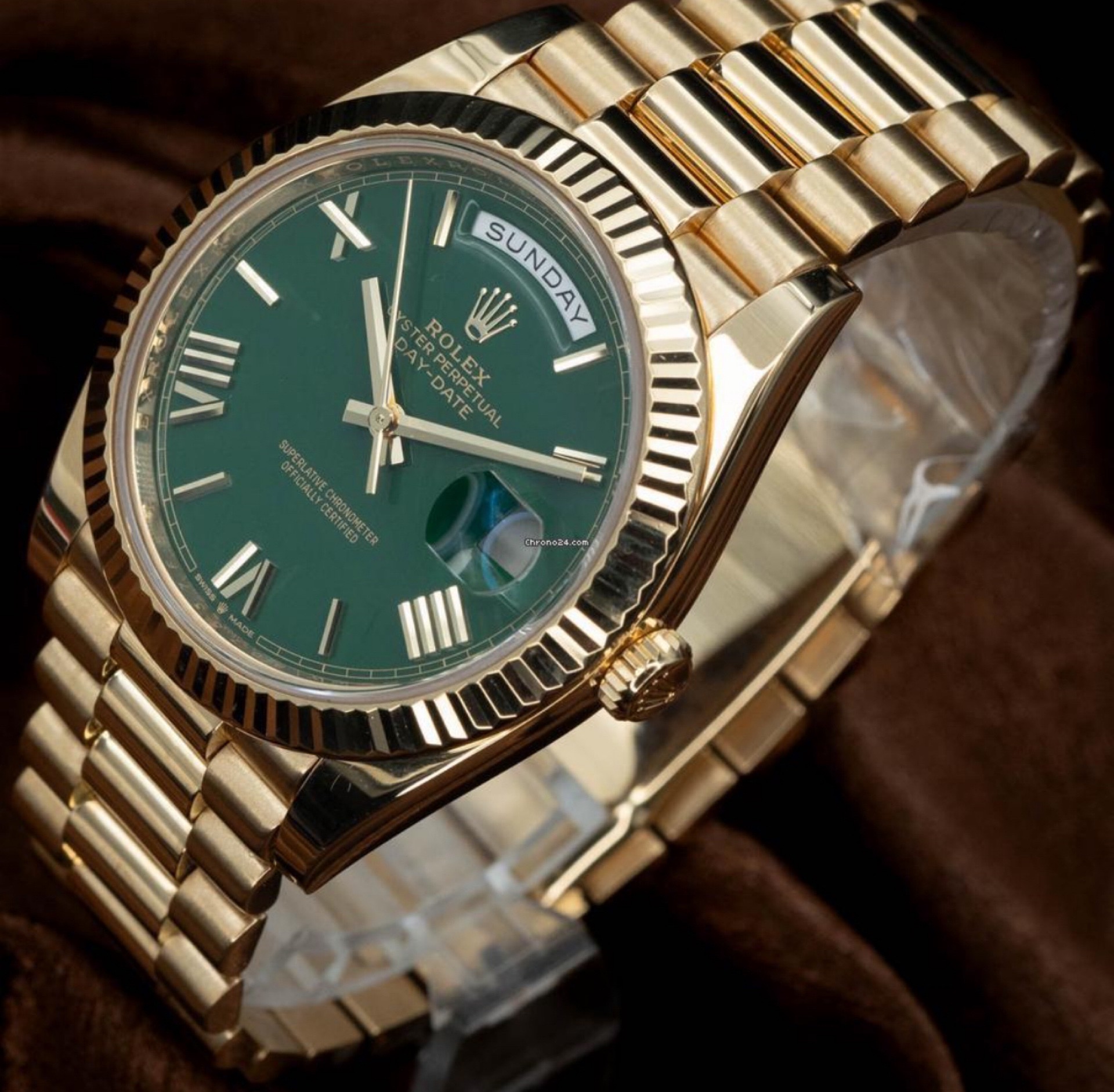 Rolex Day-Date Green Dial Yellow Gold view 2