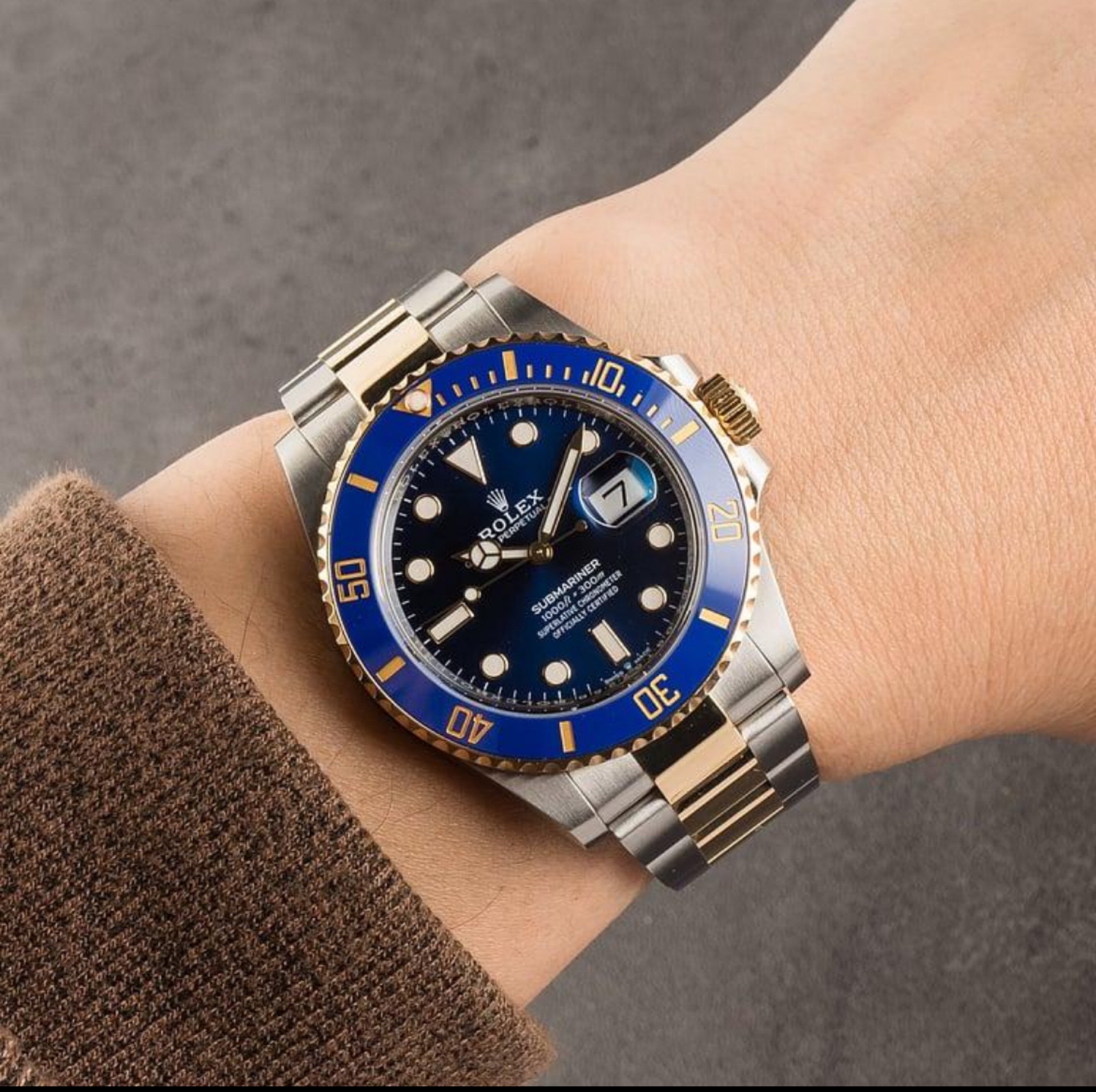 Rolex Submariner Blue Dial Two-Tone gold)